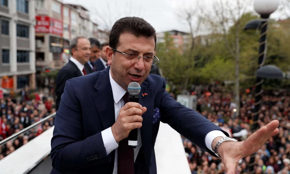 Ιμάμογλου: Βγάζει στην...σέντρα το πολιτικό "κουφάρι" του Ερντογάν